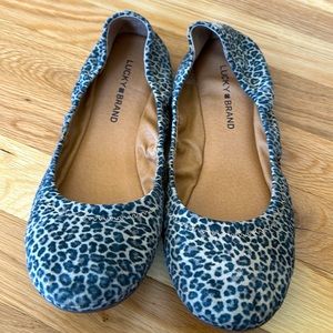 Lucky Brand  leather, animal print ballet flat in size 10